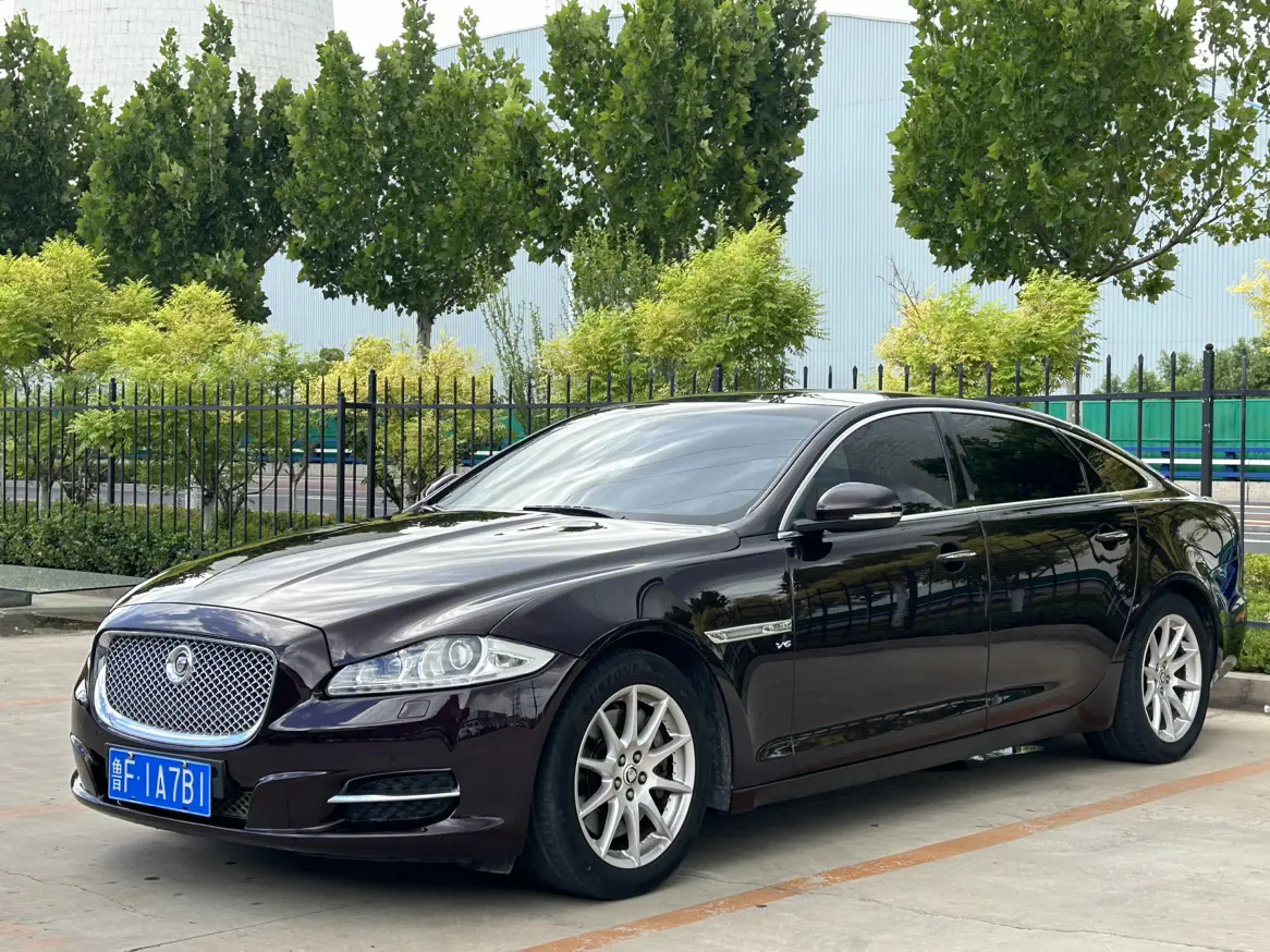 Jaguar Xj №20113341 2013