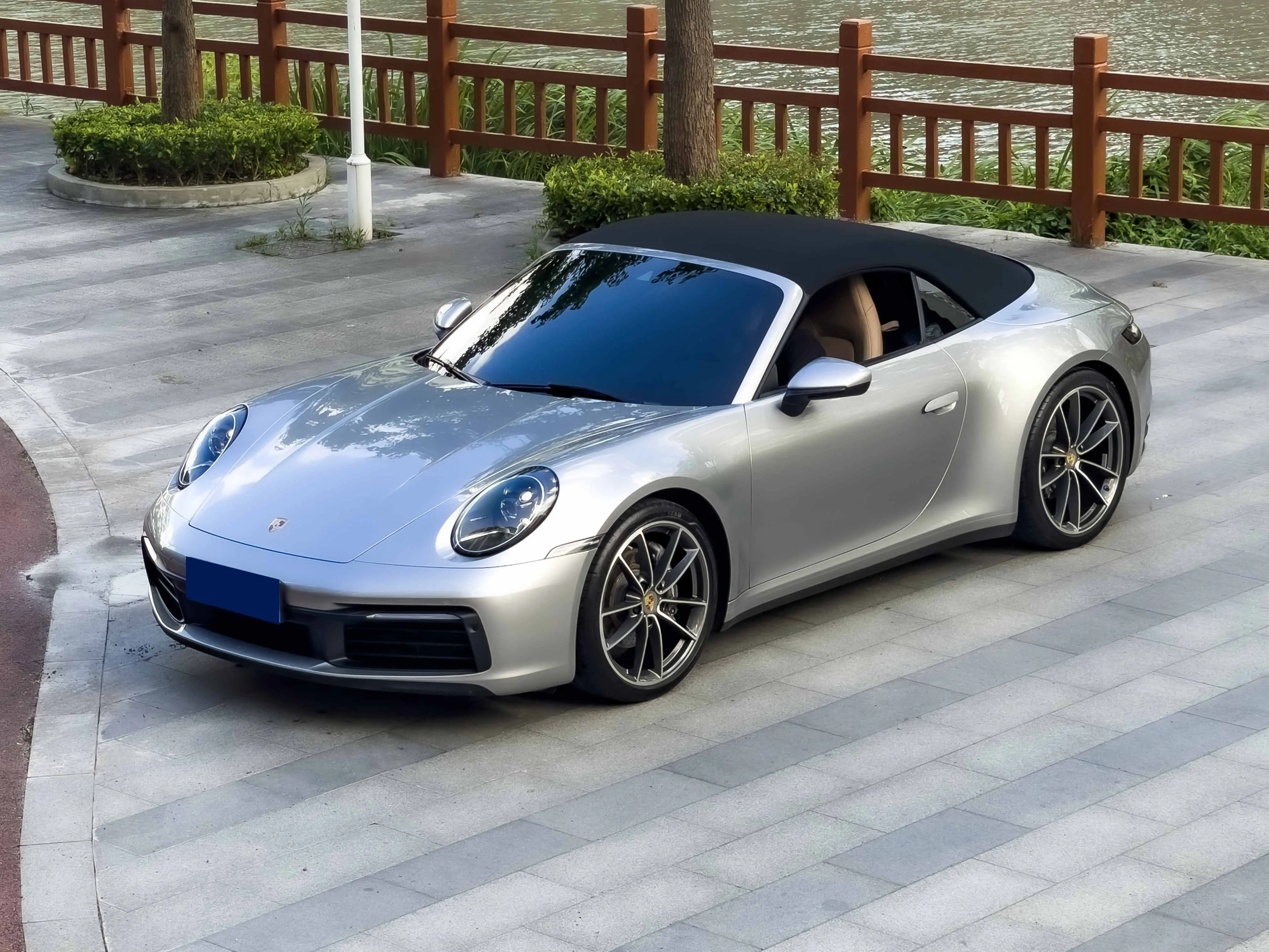 Porsche 911 VIII (992)