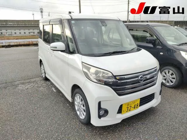 Nissan Dayz Roox Лот № 2015