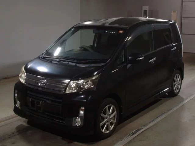 Daihatsu Move V