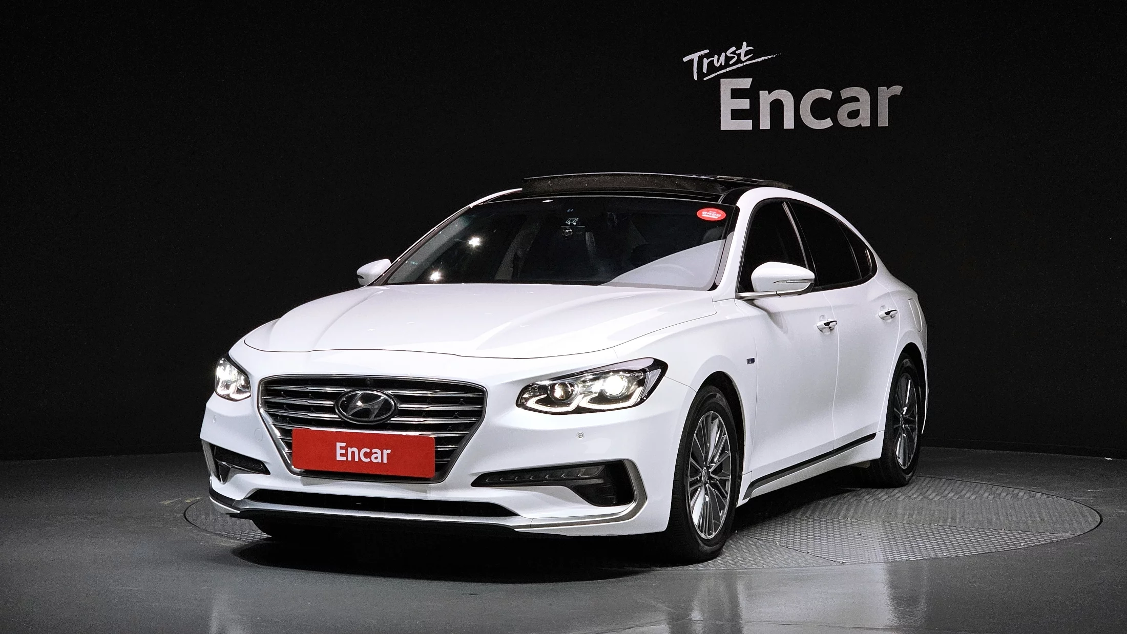 Hyundai Grandeur Exclusive Special, Гибрид 2017