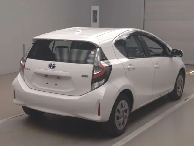 Toyota Aqua Лот № 54006 2020