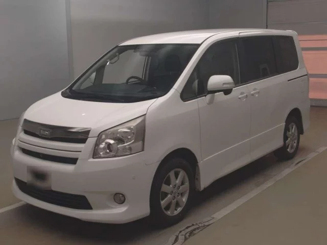 Toyota Noah Лот № 54002 2008