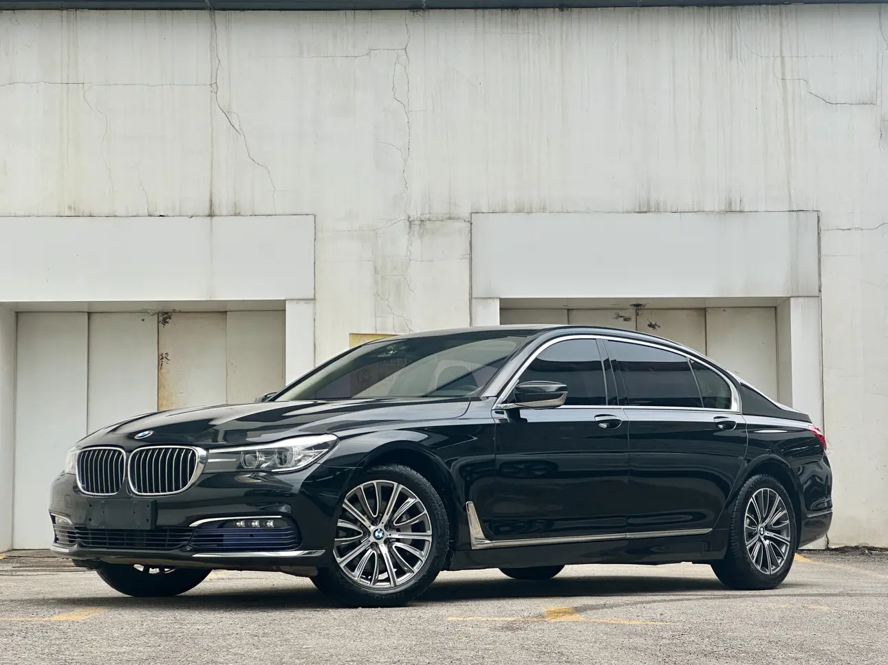 BMW 7 серии VI (G11/G12)