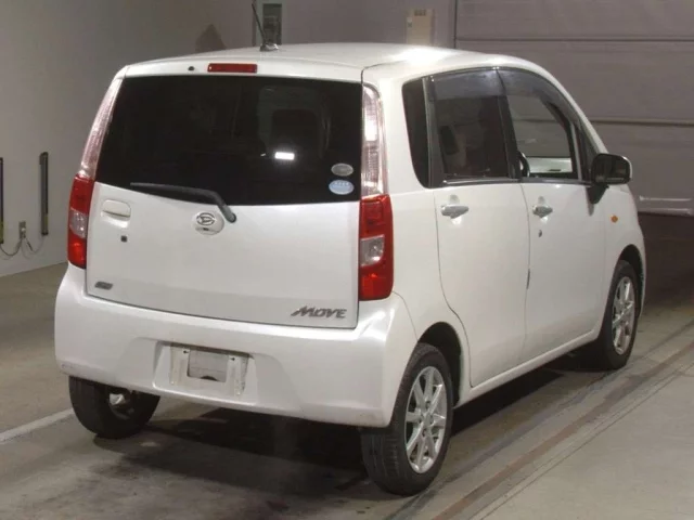 Daihatsu Move V