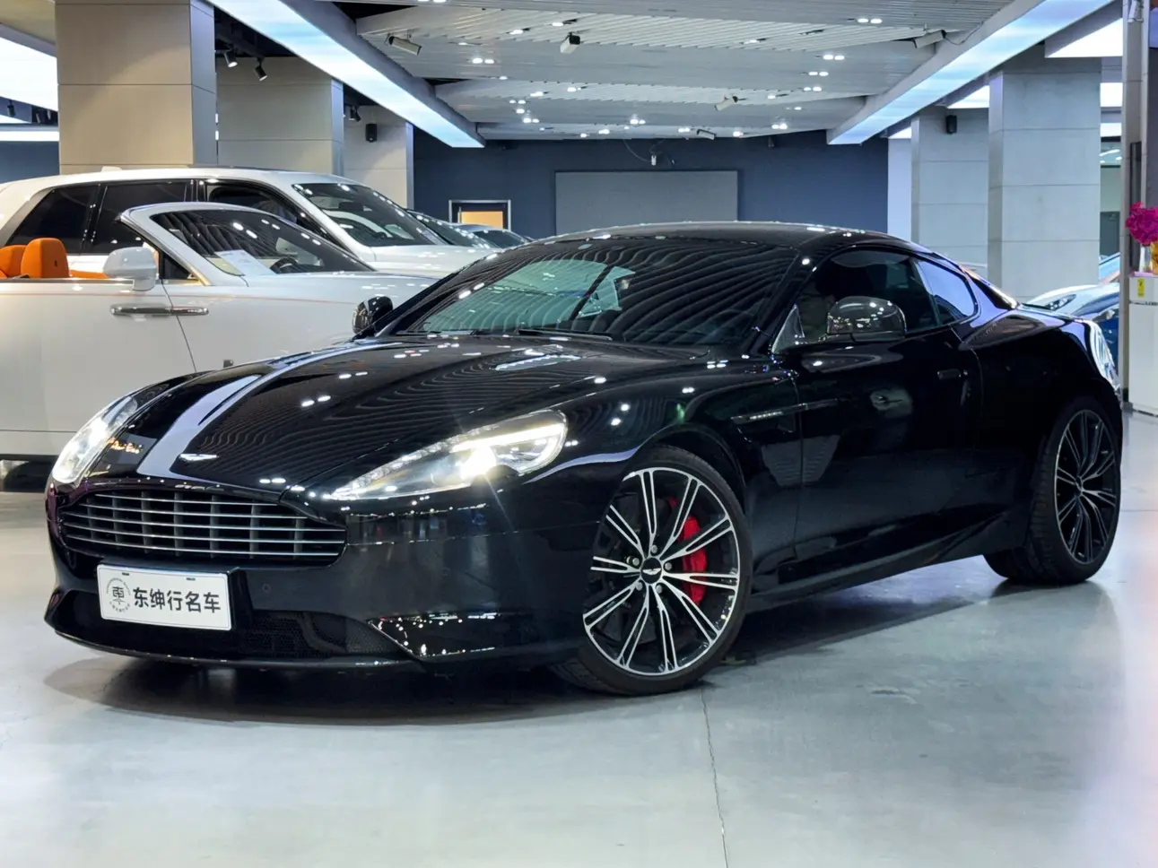 Aston Martin DB9 I Рестайлинг 2
