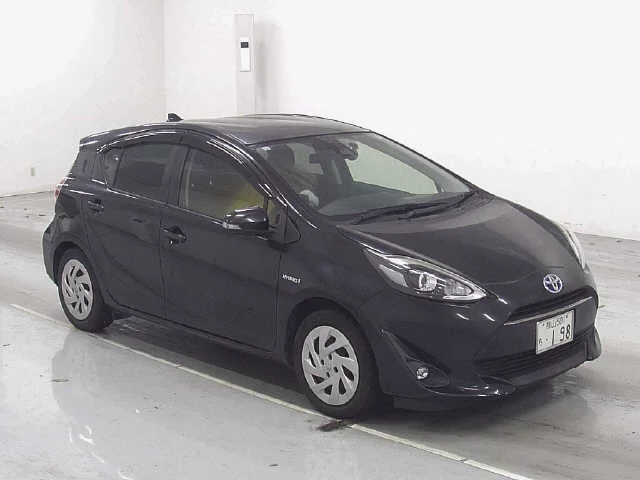 Toyota Aqua I Рестайлинг