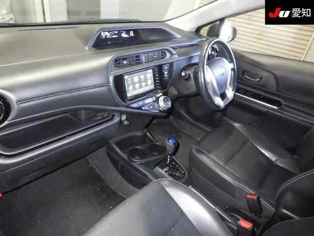 Toyota Aqua I Рестайлинг