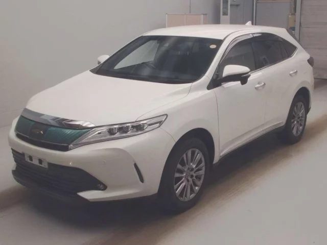 Toyota Harrier Лот № 32011 2019