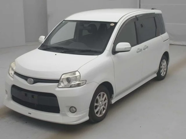 Toyota Sienta I Рестайлинг 2