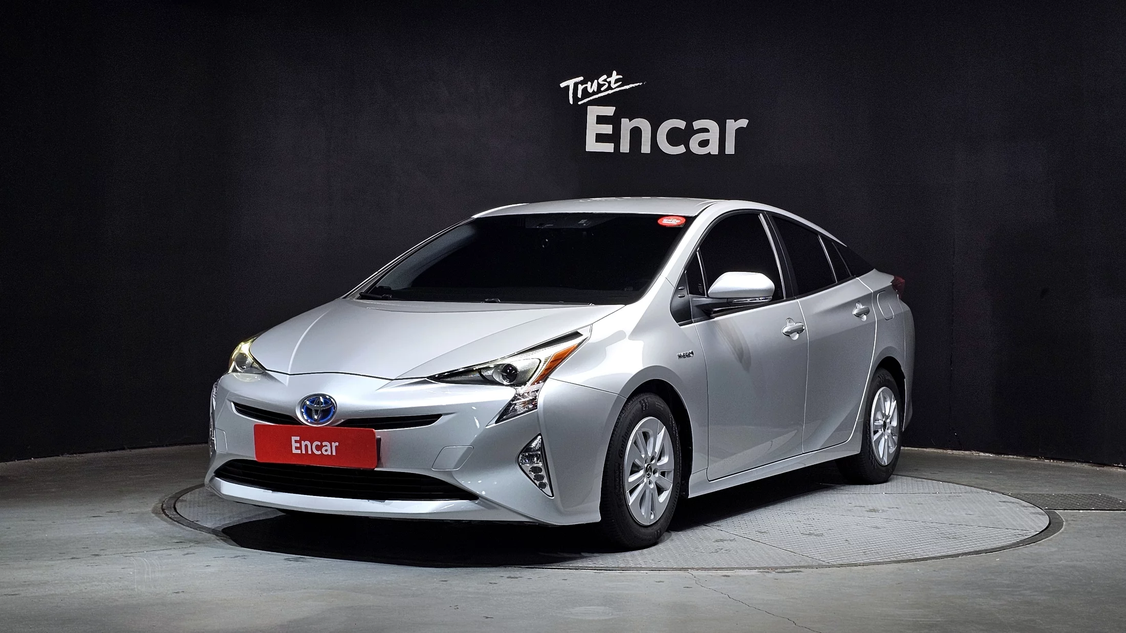 Toyota Prius IV (XW50)