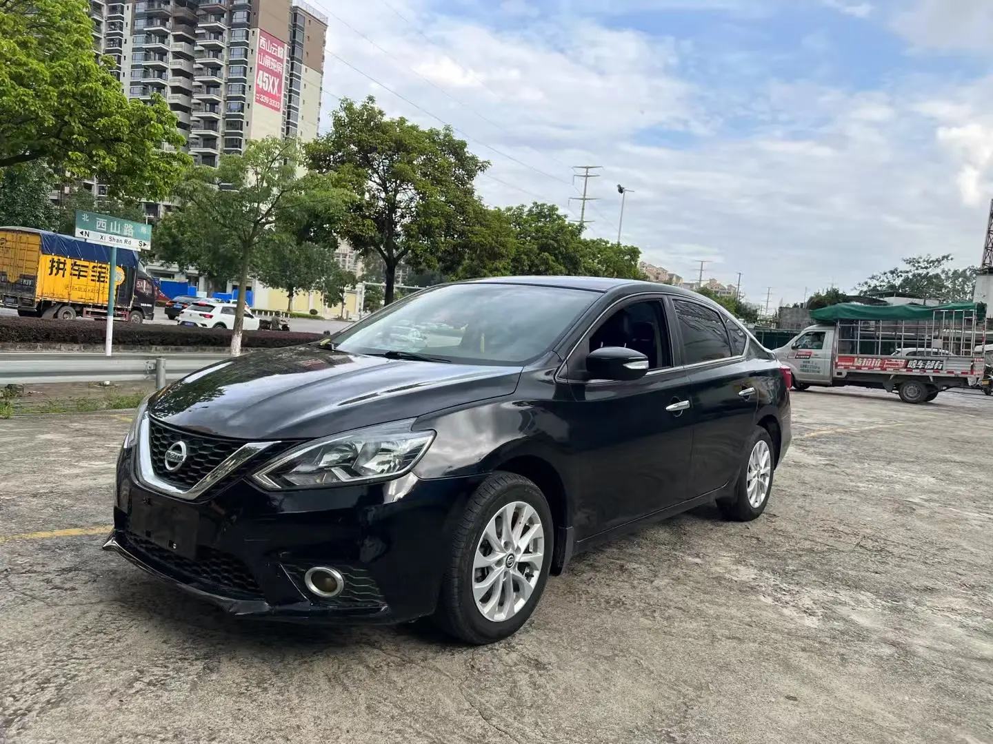 Nissan Sylphy III (B17)