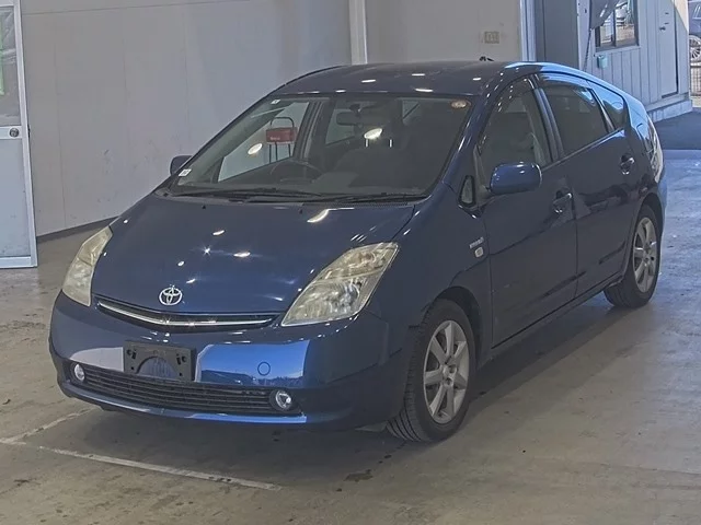 Toyota Prius Лот № 2008