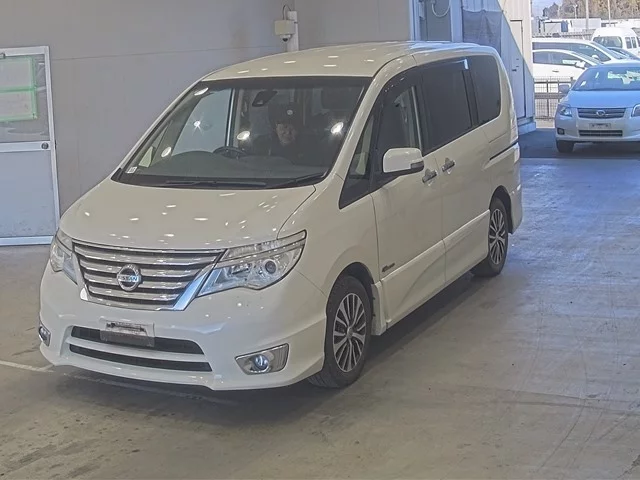 Nissan Serena Лот № 2014
