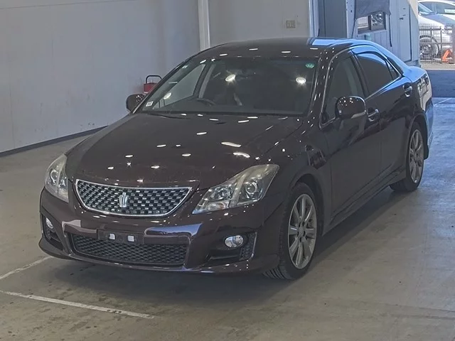 Toyota Crown Лот № 2009