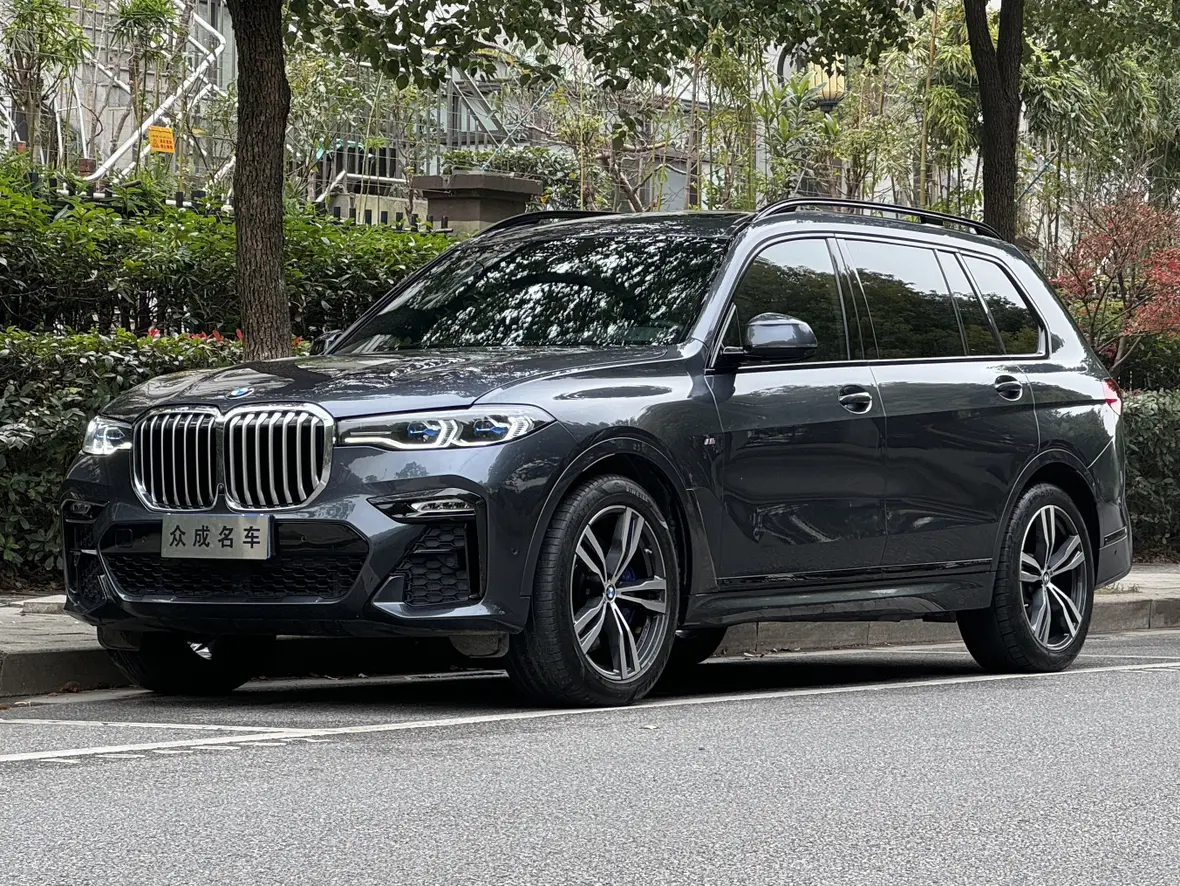 BMW X7 I (G07)