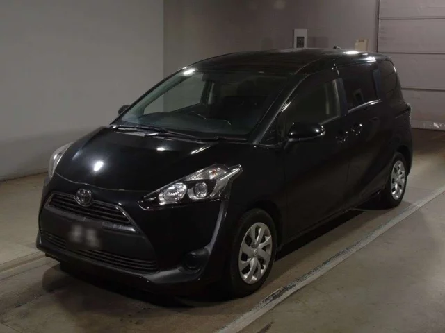 Toyota Sienta Лот № 334 2016