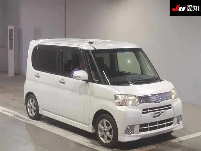 Daihatsu Tanto Лот № 35229 2013