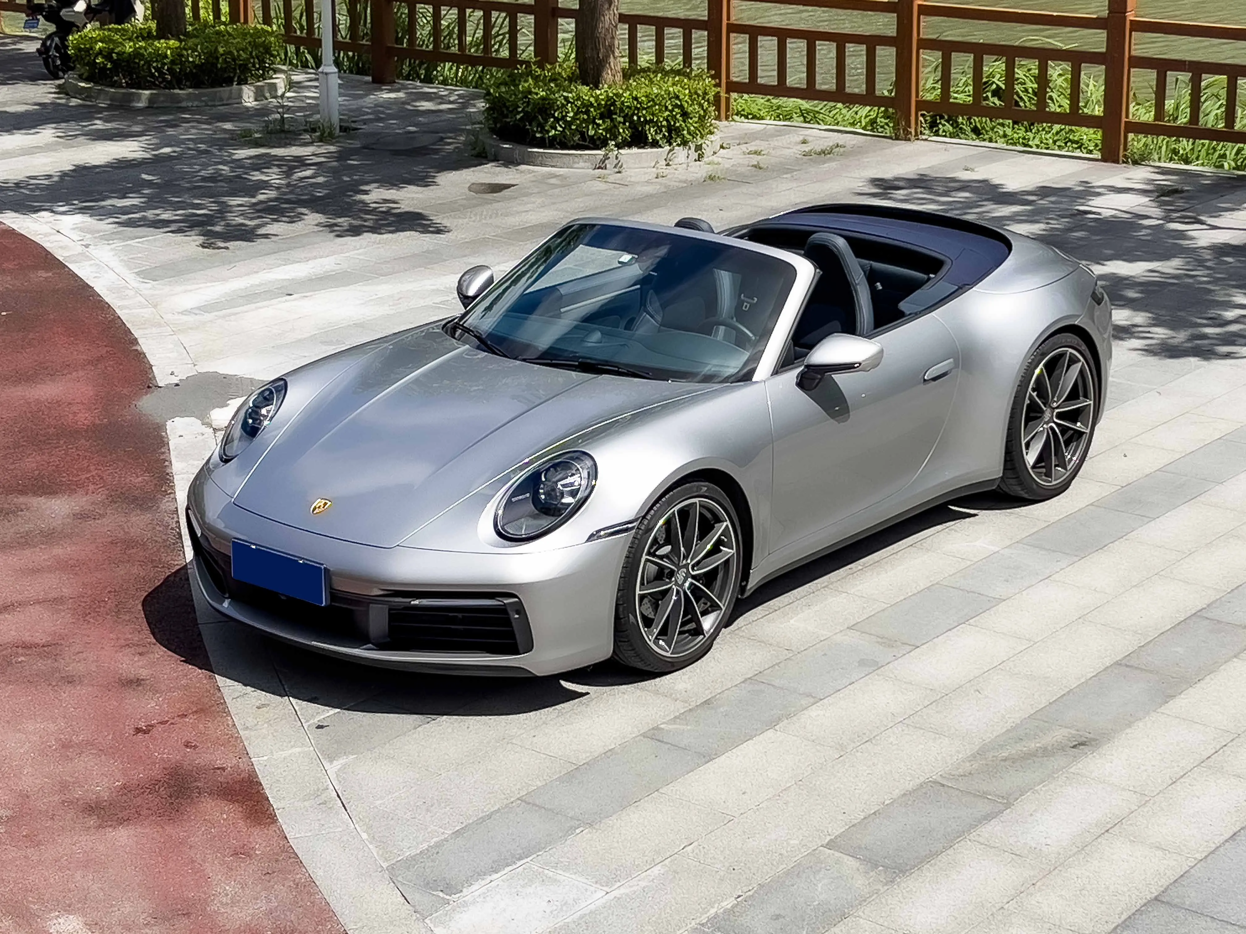 Porsche 911 VIII (992)