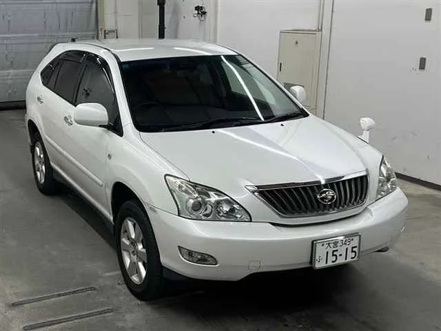 Toyota Harrier Лот № 70141 2011