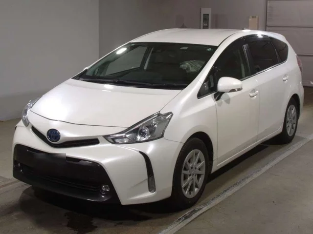 Toyota Prius Alpha Лот № 294 2020