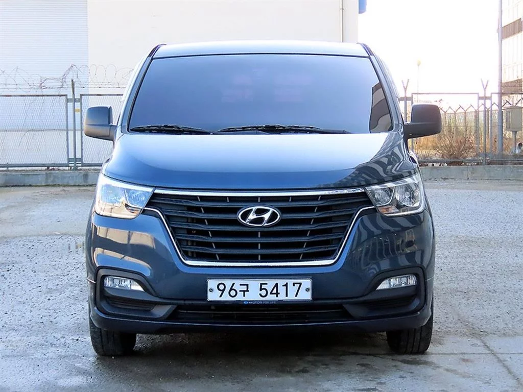 Hyundai Starex 2018