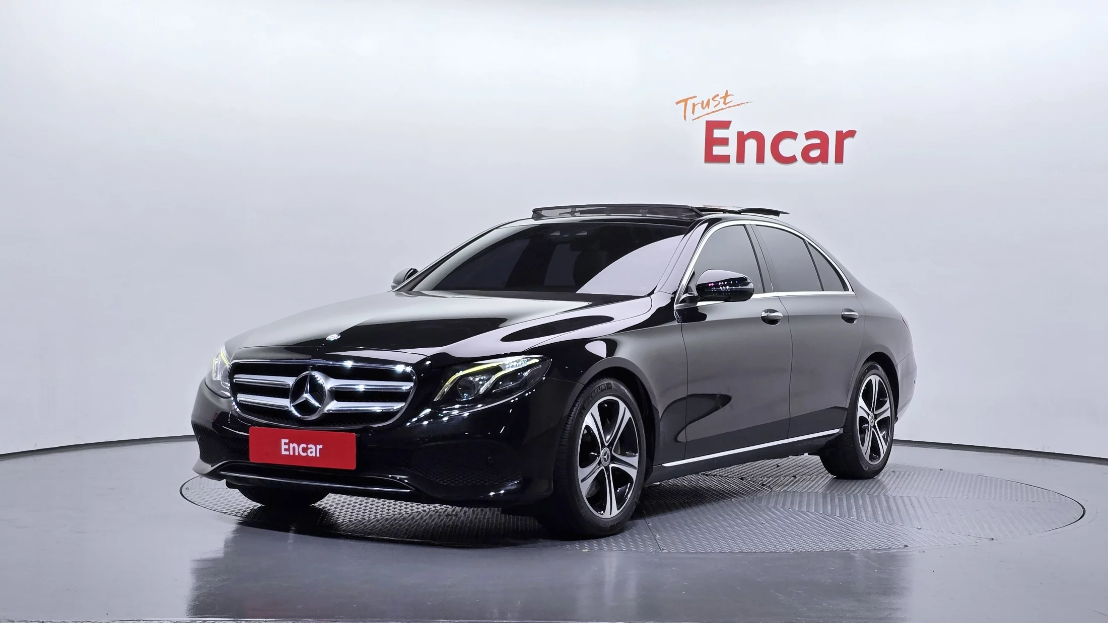 Mercedes-Benz E-Класс 2017