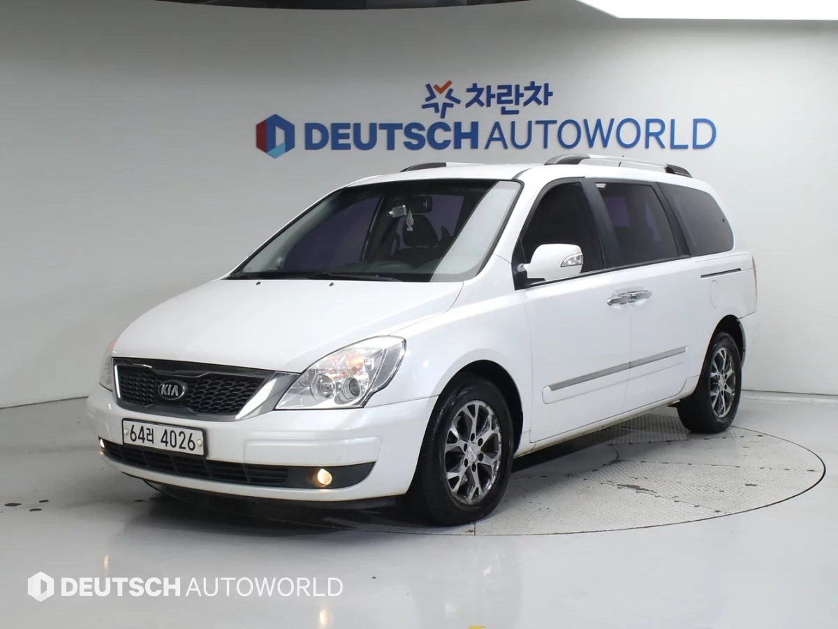 Kia Carnival II