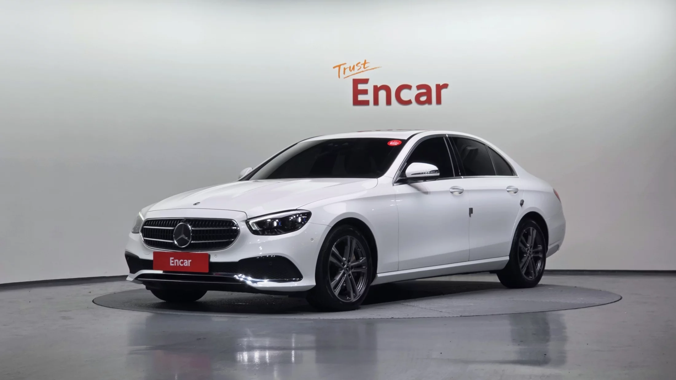 Mercedes-Benz E-Класс 2022