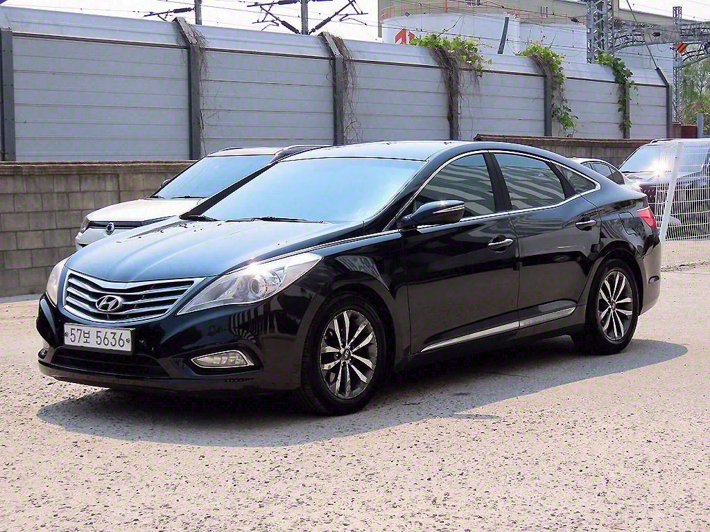 Hyundai Grandeur 2012
