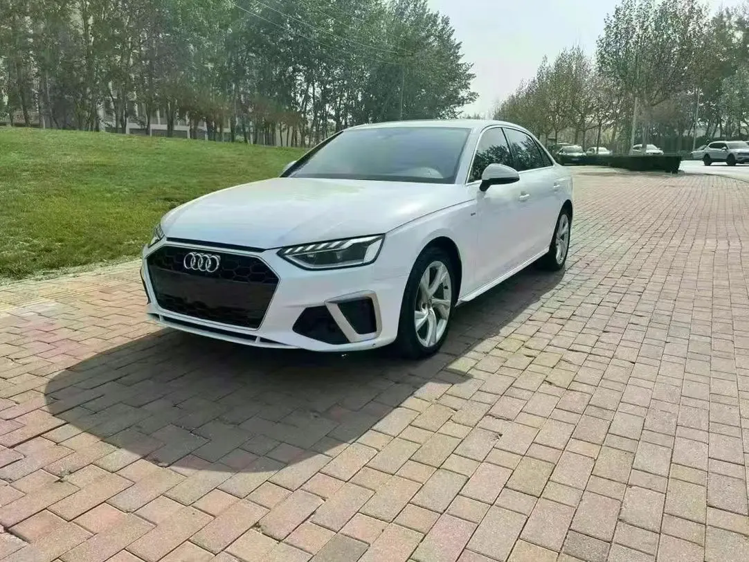 Audi A4 V (B9)