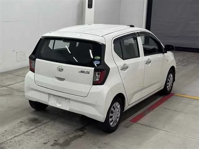 Daihatsu Mira VII