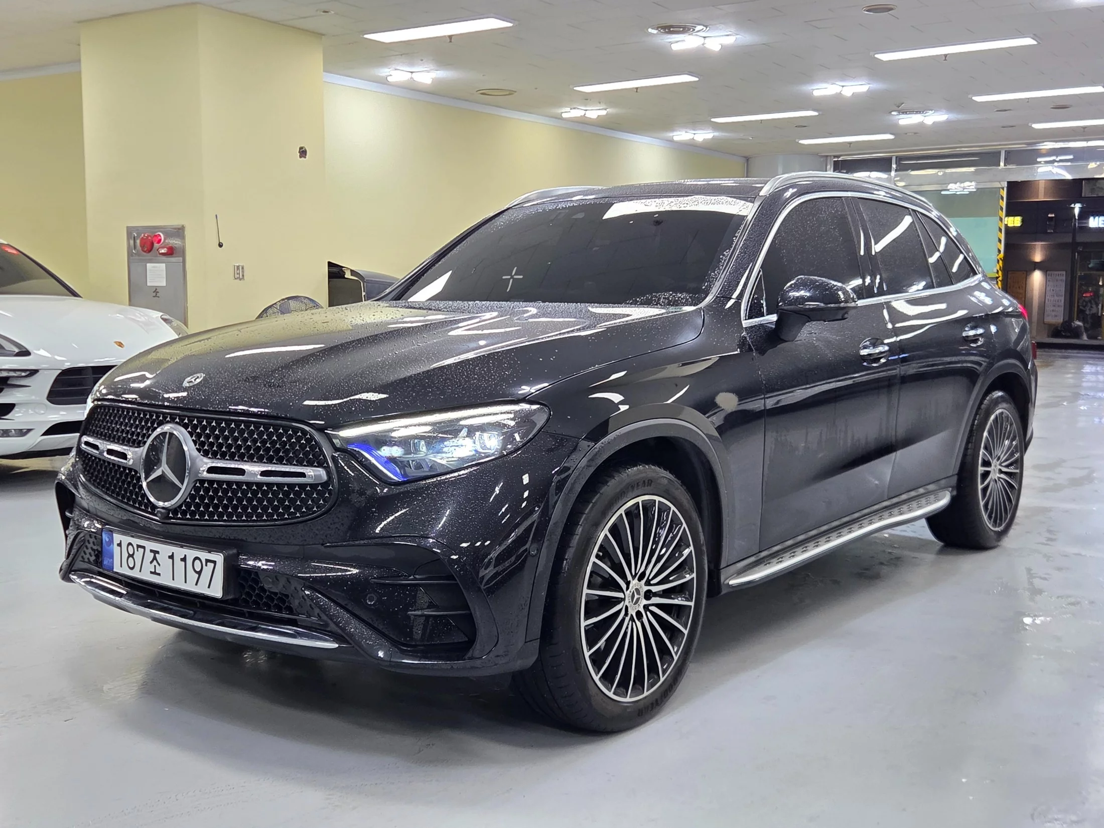Mercedes-Benz Glc-Class Glc300 4Matic Amg Line GLC300 4MATIC AMG Line 2023