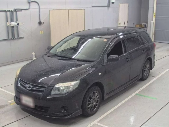 Toyota Corolla Fielder Лот № 90231 2010