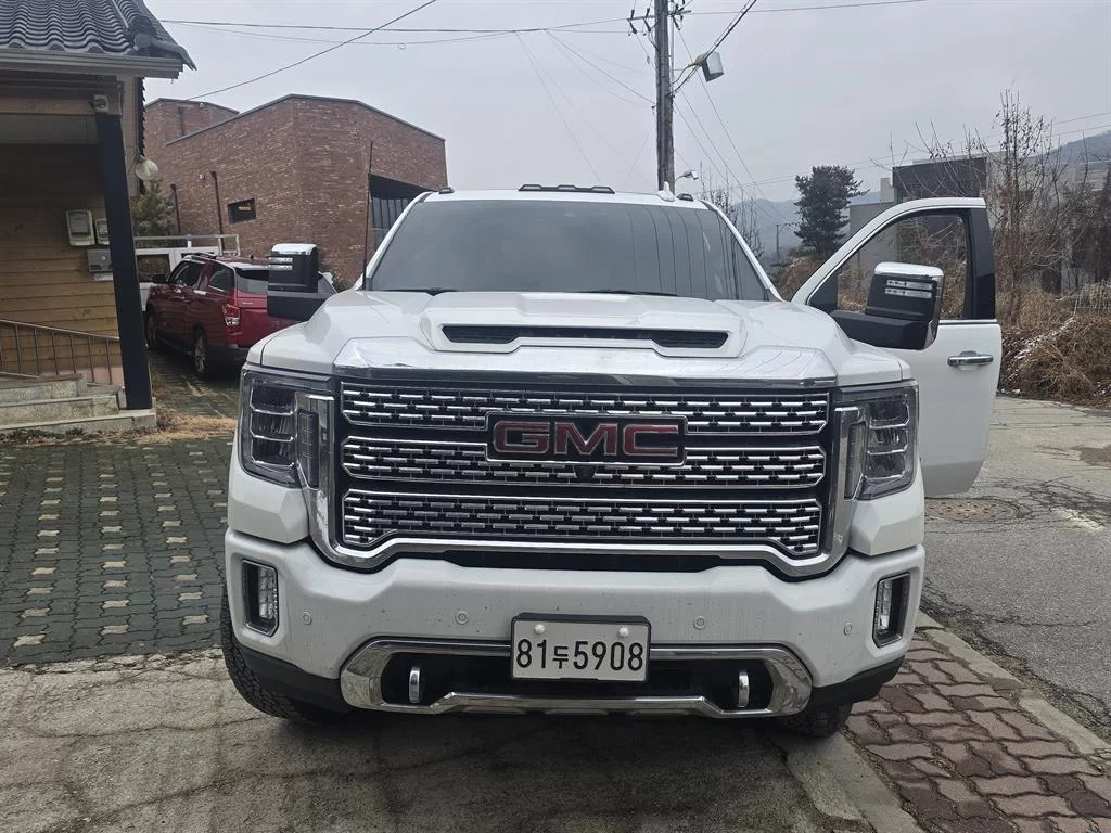GMC Sierra IV