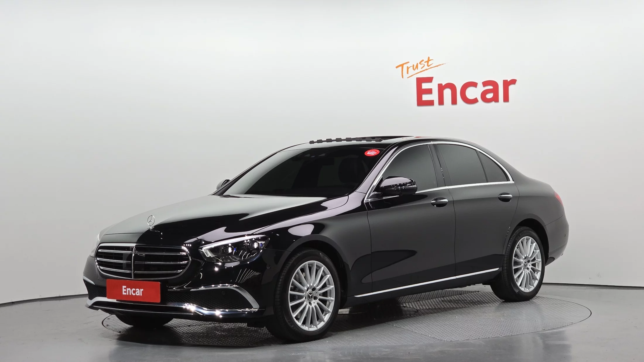 Mercedes-Benz E-Класс 2023