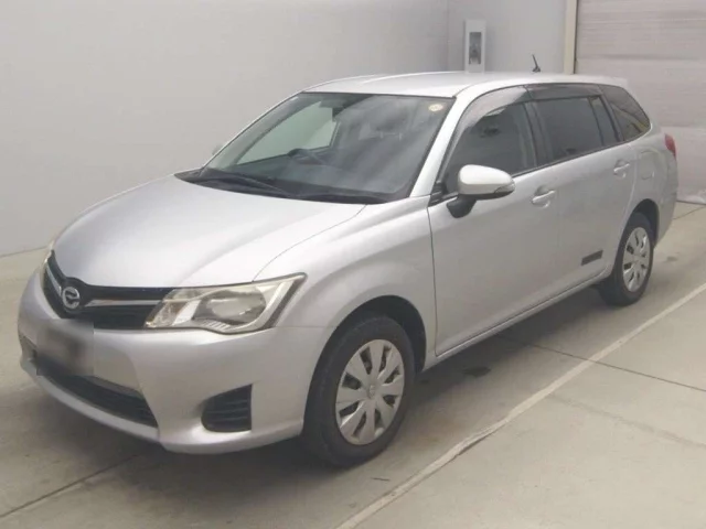 Toyota Corolla Fielder Лот № 70036 2013
