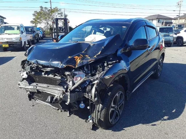 Honda Vezel Лот № 75044 2017