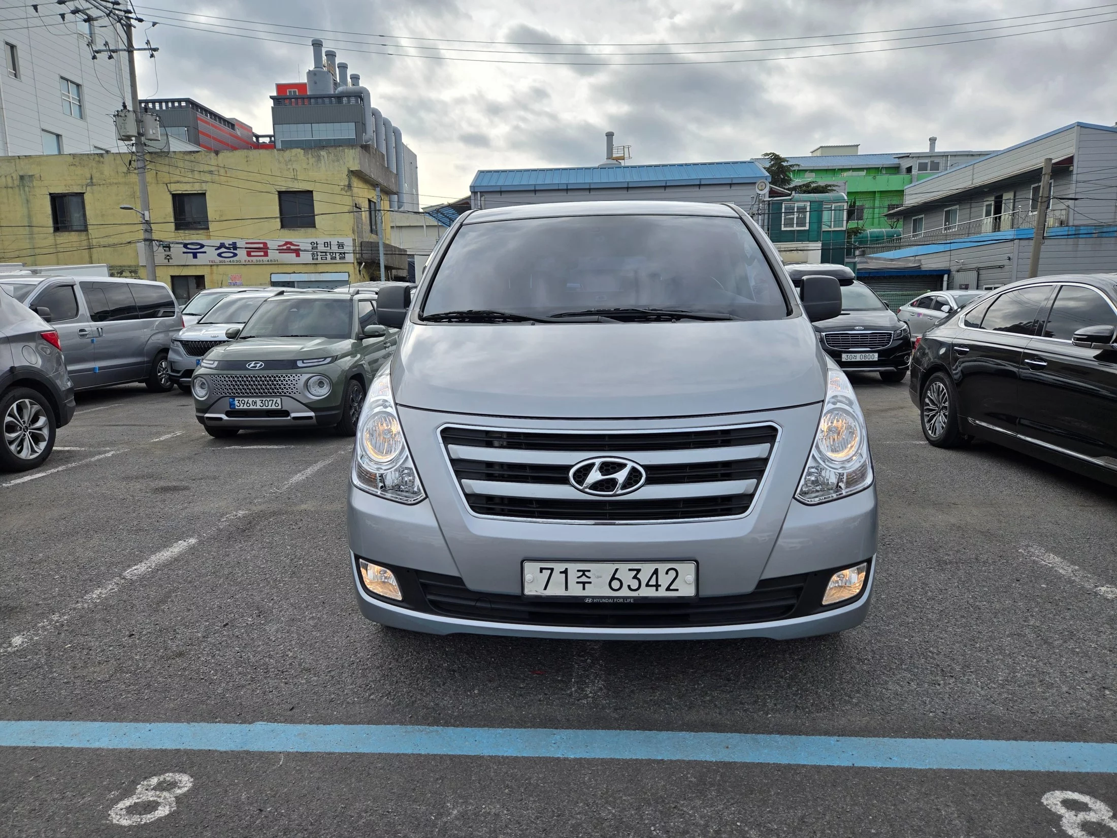 Hyundai Starex 12-Seater Wagon Smart 2017