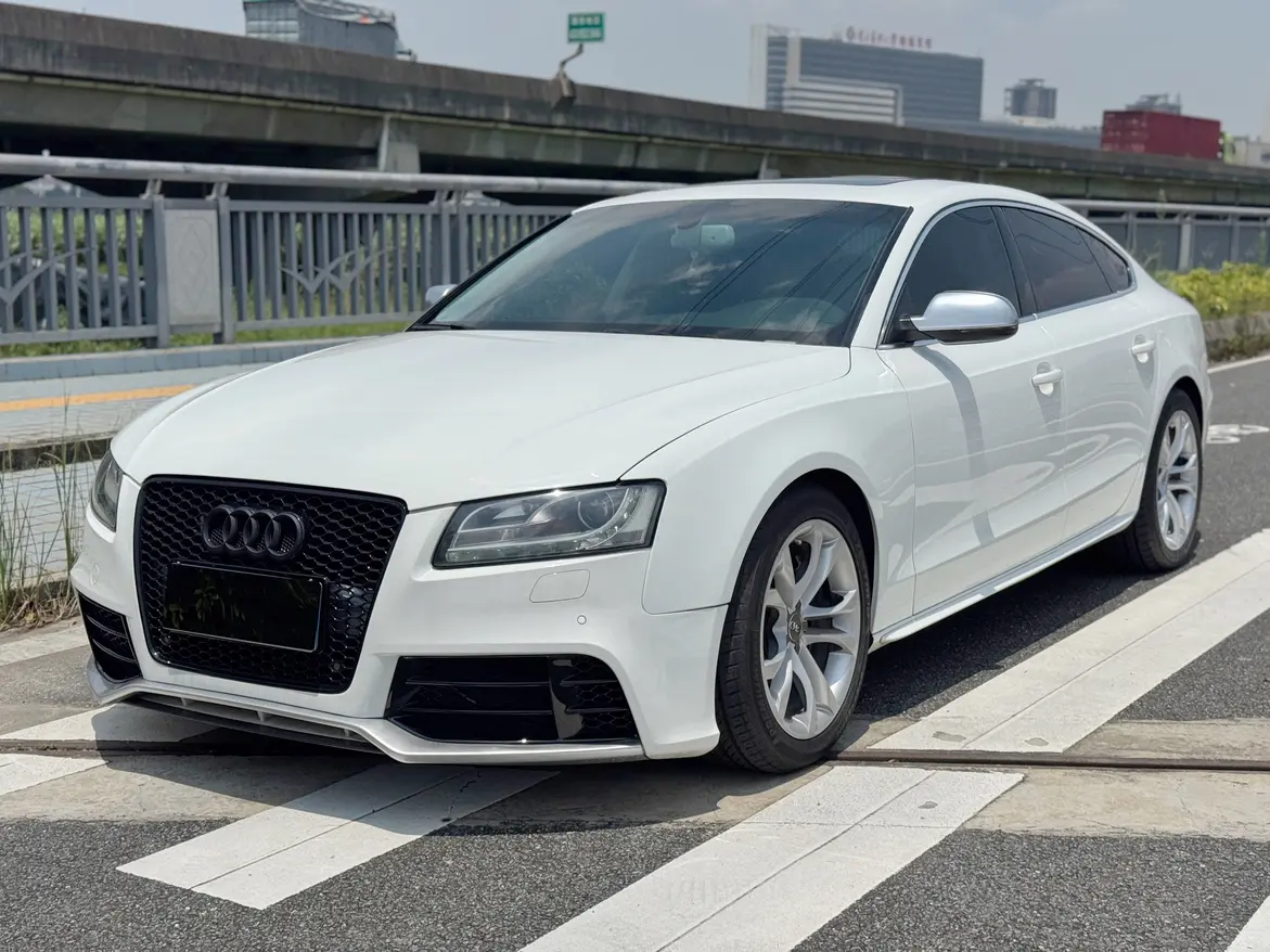 Audi S5 I (8T)