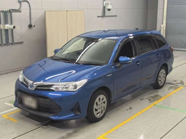 Toyota Corolla Fielder Лот № 30584 2017