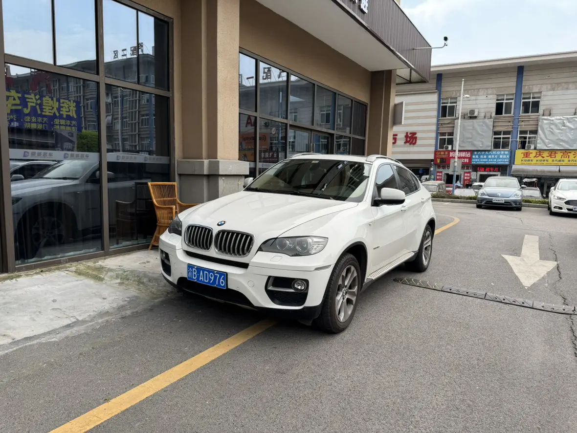 BMW X6 II (F16)