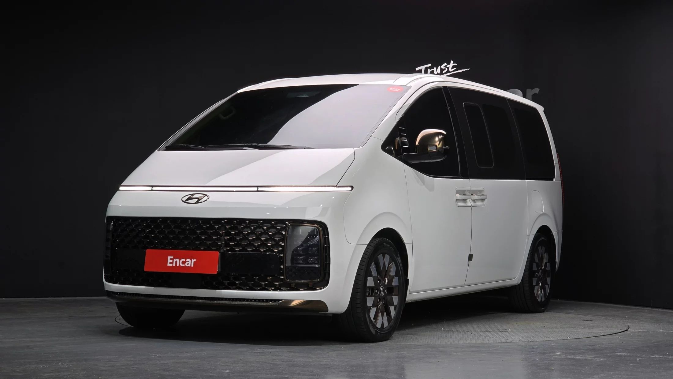 Hyundai Staria 2022