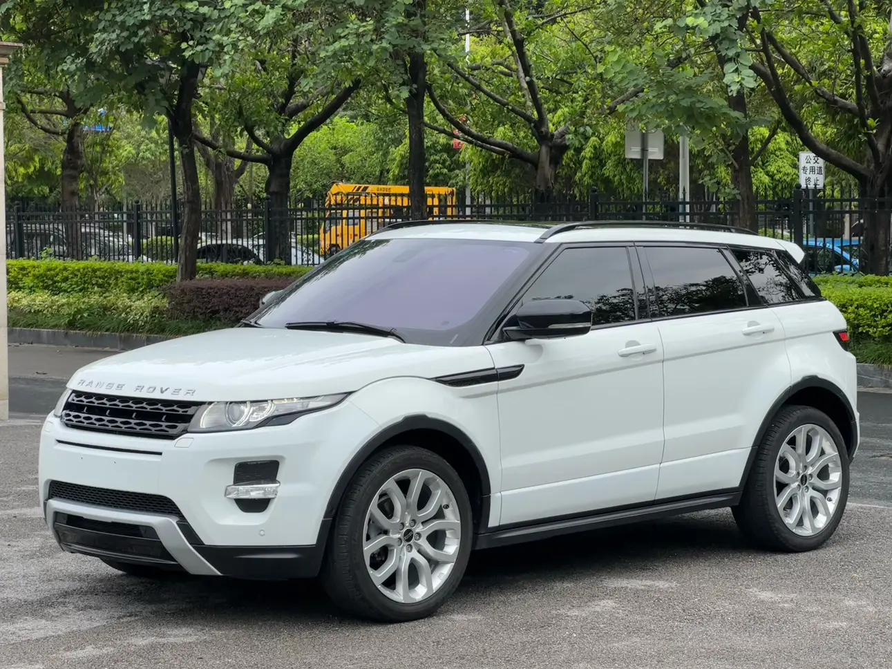 Land Rover Range Rover Evoque (Imported) №20337793 2012