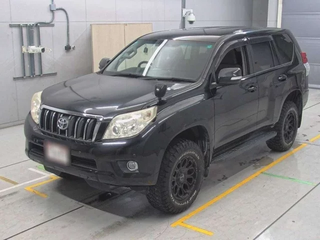 Toyota Land Cruiser Prado Лот № 30493 2013