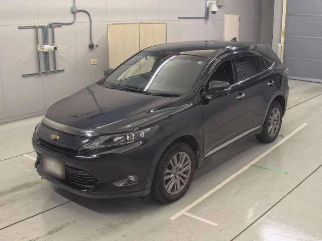 Toyota Harrier Лот № 30480 2017
