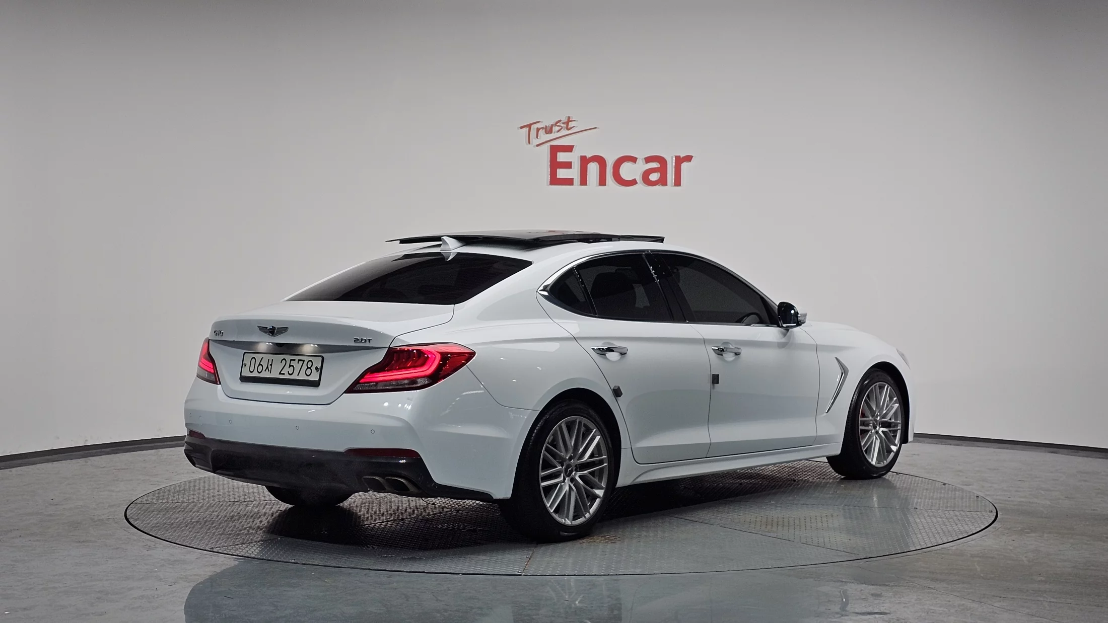 Genesis G70 2.0T Elite 2.0T 2019