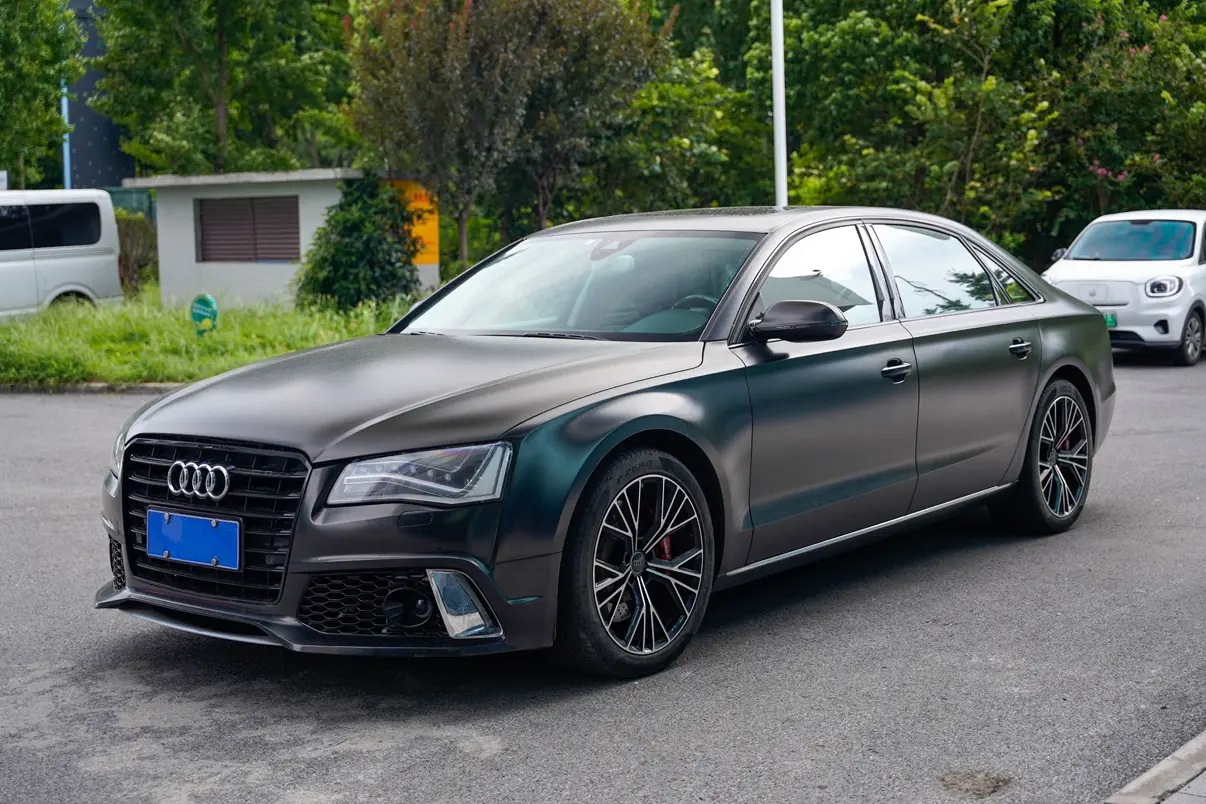 Audi A8 III (D4)