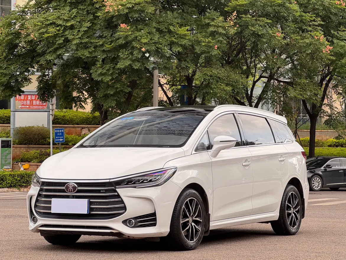 BYD Song I Рестайлинг