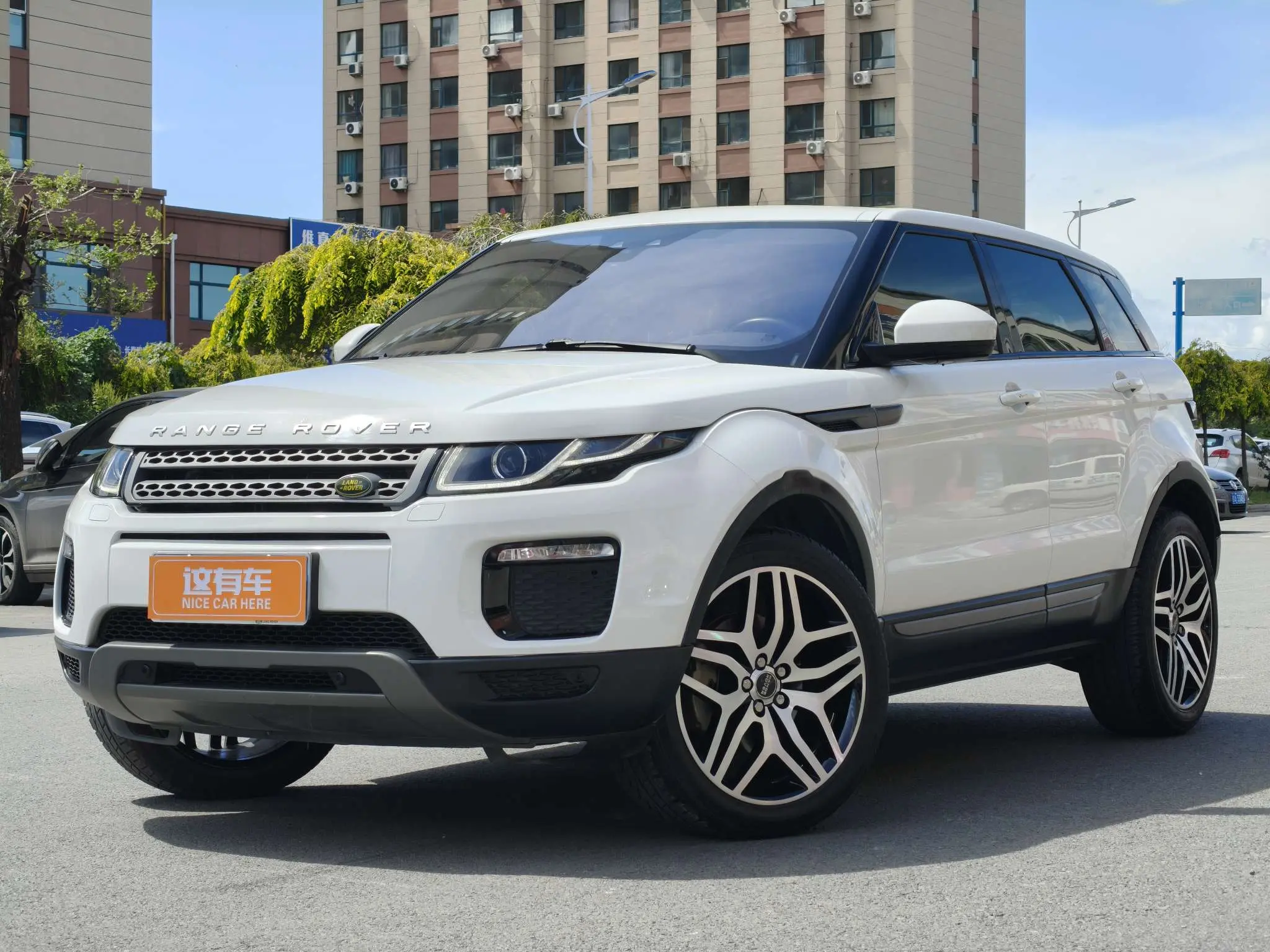 Land Rover Range Rover Evoque №20386314 2019